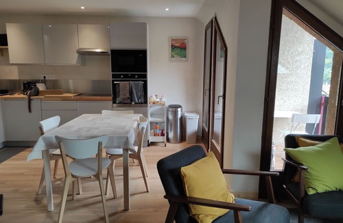 Forville Apartment | Cosy top floor apartment in the Serre Chevalier valley
