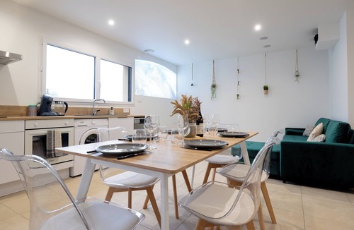 La Gacilly Apartment | Cottage Brocéliande * SPA * Terrace * Location *