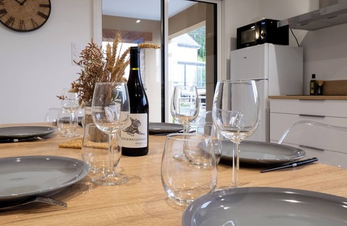 La Gacilly Apartment | Cottage Brocéliande * SPA * Terrace * Location *