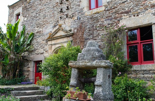 Brelidy House | Cottage Camelia in a Manor between Land and Sea