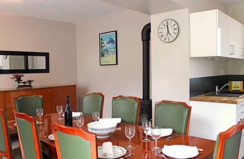 Lavoine Cottage | Cottage Chez Mamie with garden and terrace, near Vichy