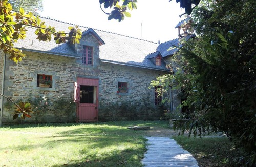 Sixt-sur-Aff Bed & Breakfast | Cottage du Manoir de Trégaray