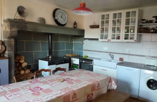 La Chapelle-Laurent House | Cottage for 5 people