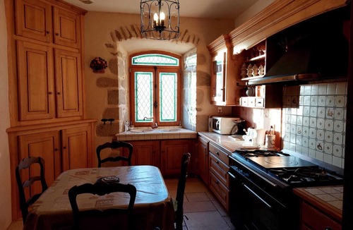 Saint-Bonnet-le-Chastel Other | COTTAGE 6 pers. in a Castle, Auvergne Rhône Alpes, Nature, Mountain Biking, Hiking