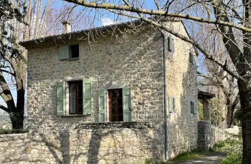 Saint-Hippolyte-du-Fort Cottage | Cottage in an old mill: garden, quiet, 2 to 3 people