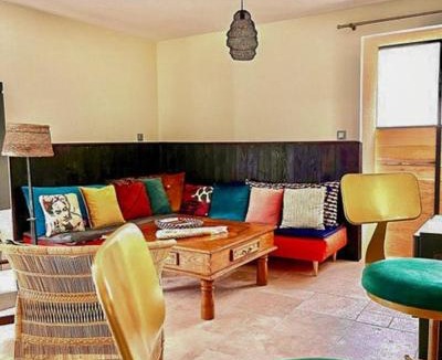 Saint-Pierre-de-Varennes House | Cottage With Natural Pool In Burgundy