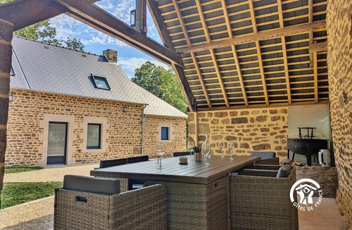 Gorron Cottage | Cottage in Gorron, pets allowed - 6 guests