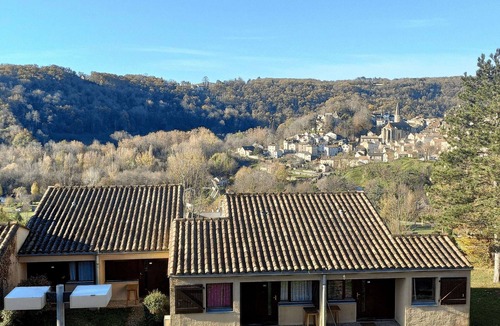 Caylus Cottage | Cottage in holiday village
