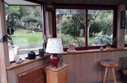 Baye House | Cottage in local stone/between land and sea
