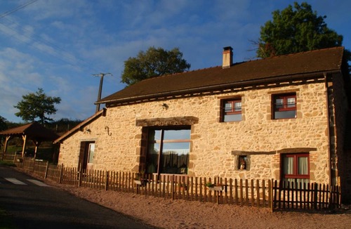 Barrais-Bussolles Cottage | Cottage in nature with Wifi and pets