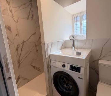 Courpiere House | Cottage Ma Tranquillité - Piscine & Spa