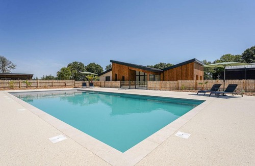 Nesmy House | Cottage N°32, piscine commune, 1 chambre