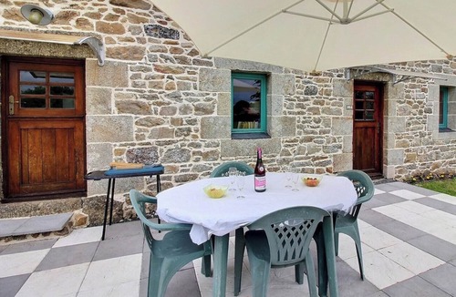 Kerien House | Cottage - Sleeps 4 with Log Burner & Pet Friendly