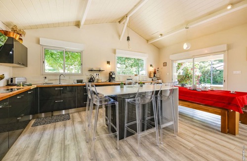 Roquemaure House | Cottage Tarnais - Air con, pool & garden