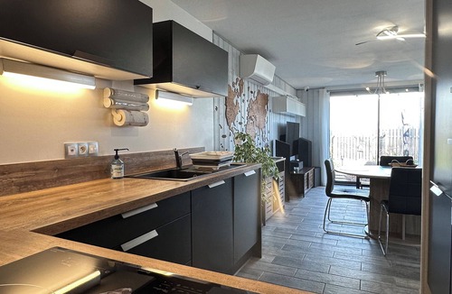 Cazaux House | Cottage with garden, spa and close to lake