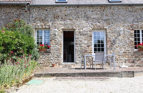Saint-Maurice-en-Cotentin Cottage | Country house with garden in Saint-Maurice-en-Cotentin