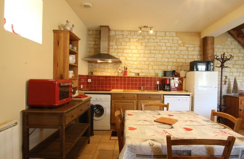 Saint-Germain-de-Varreville Cottage | Cozy cottage near D-Day Beaches