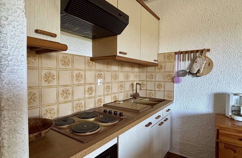 Argeles-sur-Mer Apartment | Cozy 2-Room Apartment with Terrace and Private Parking, 300m from Beach