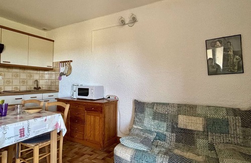 Argeles-sur-Mer Apartment | Cozy 2-Room Apartment with Terrace and Private Parking, 300m from Beach