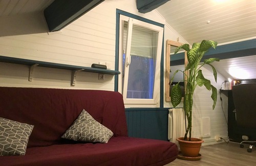 Firminy House | Cozy and natural Firminy room near Le Corbusier
