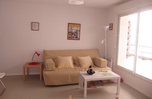 Arette Apartment | Cozy Apartment with Mountain Views - Sleeps 6, Free Parking, Ski Locker Included