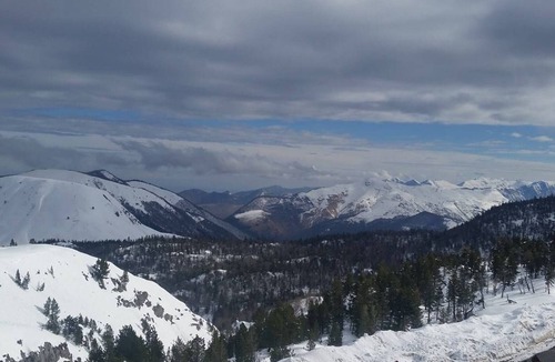 Arette Apartment | Cozy Apartment with Mountain Views - Sleeps 6, Free Parking, Ski Locker Included