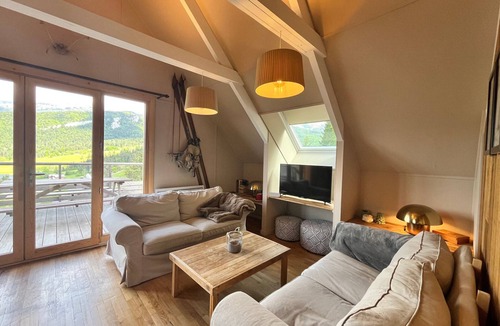 Correncon-en-Vercors Ski Chalet | Cozy Chalet in Vercors Forest