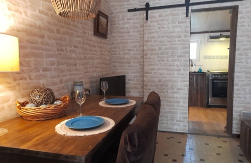 Soturac Ski Chalet | Cozy chalet in nice Soturac with WiFi