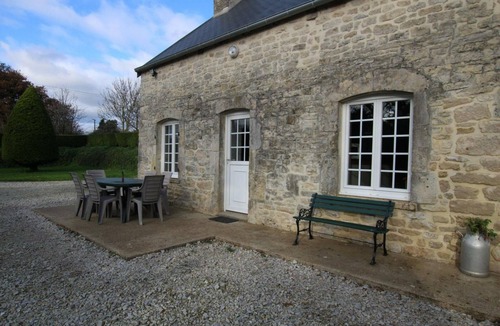 Morville Cottage | Cozy Cottage with Fireplace, Garden & BBQ - Near Historic Valognes & Bricquebec