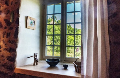 Saint-Privat-d'Allier House | Cozy Countryside Escape in Auvergne