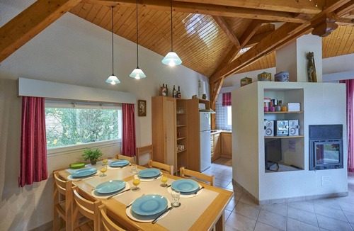 Quillan House | Cozy Family Getaway Home