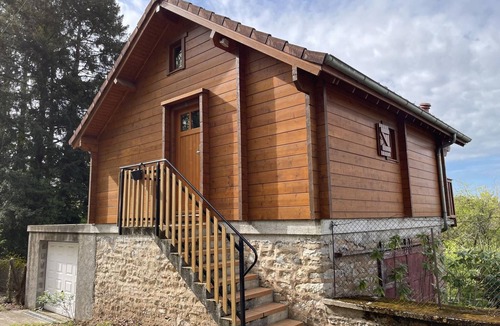Saint-Bonnet-Troncais Apartment | Cozy forest cottage with pets allowed, all-inclusive