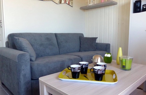 Meillard Cottage | Cozy gîte with terrace and air conditioning near Saint Pourçain
