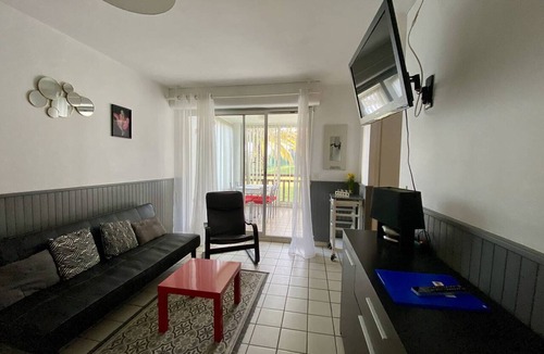 Cambo-les-Bains Apartment | Cozy Ground Floor Studio, Terrace, Parking, Pet-Friendly - Cambo-les-Bains