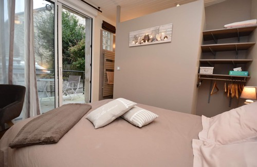 Melun House | Cozy Private Room in Melun midway between the city center and the train station
