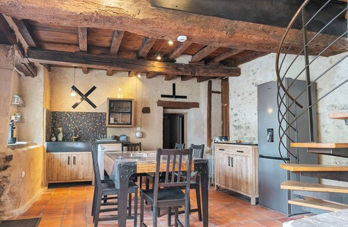 Le Menoux Cottage | Cozy Renovated Forge with Sauna, Shared Pool & Nearby Attractions