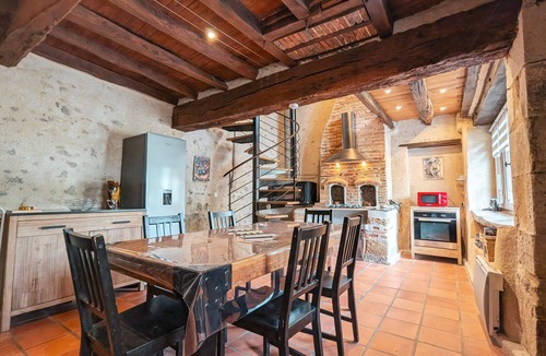 Le Menoux Cottage | Cozy Renovated Forge with Sauna, Shared Pool & Nearby Attractions