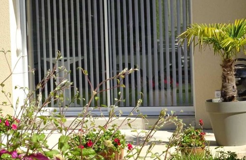 Saint-Georges-du-Bois Cottage | Cozy Retreat 10 min from Le Mans: Private Garden, BBQ, Tennis Nearby