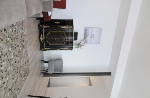 Quartier de la Maison-Blanche Apartment | Cozy Select