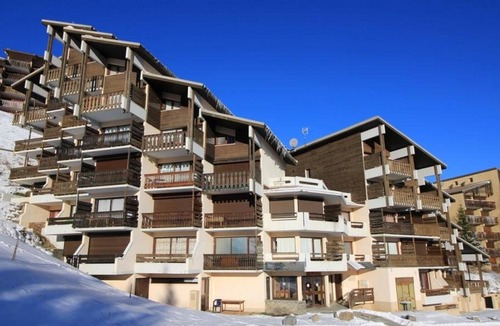 Auris Apartment | Cozy studio for 2 near slopes with balcony and parking – Auris en Oisans