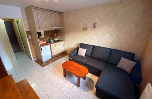 Arette Apartment | Cozy Studio for 4 in Arette, Near Ski Slopes with Free Parking