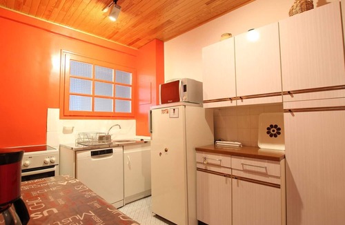 Chantemerle Apartment | Cozy Studio in Chantemerle - Sleeps 4, Parking, Balcony, 2 Stars