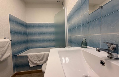 Excideuil Apartment | Cozy Studio in Excideuil, pets welcome