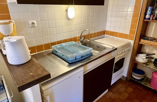 Argeles Plage Apartment | Cozy Studio Near Beach, Shops, Private Garage, Pet-Friendly, Sleeps 4