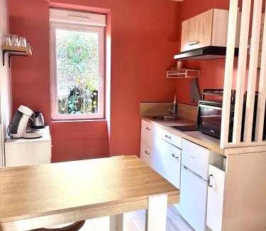 Ploermel Apartment | Cozy studio - Ploërmel city center - Wi-Fi et parking