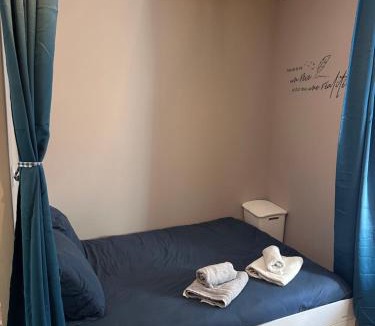 Ploermel Apartment | Cozy studio - Ploërmel city center - Wi-Fi et parking