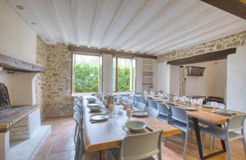 La Celle-sur-Loire Villa | Crazy Villa Margotterie 58 - Heated pool - 2h from Paris - 30p