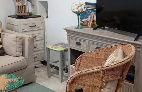 Quettehou House | Cute gîte close to the seaside and D-Day beaches for 2 people