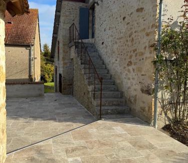 Coust House | Détente et charme au Domaine