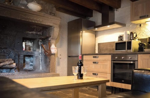 Chambon-sur-Lac House | de Bressouleille - Chambon SUR LAC